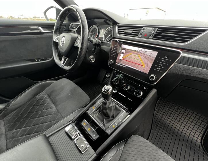 Škoda Superb 27