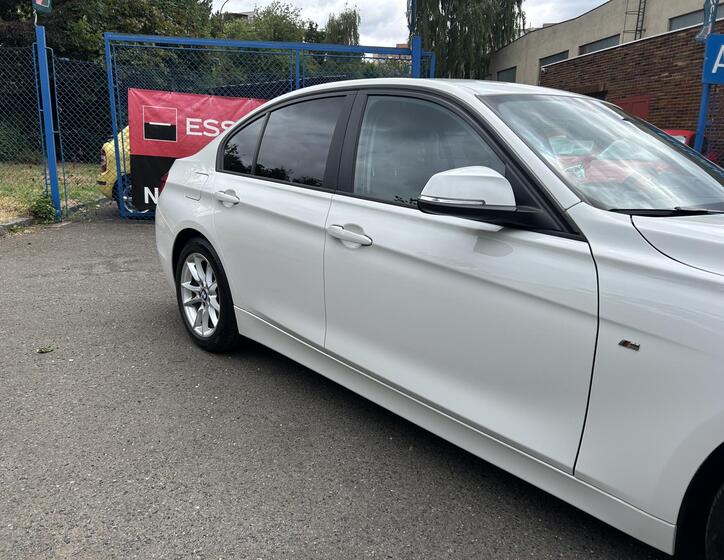 BMW Řada 3 9