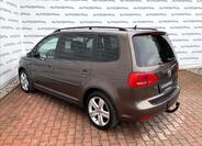 Volkswagen Touran 4