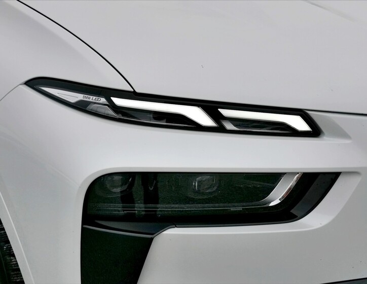 BMW X7 50
