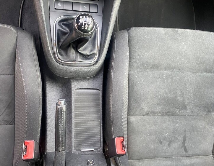 Volkswagen Golf 15