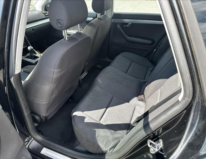 Audi A4 11