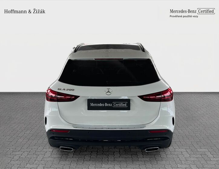 Mercedes-Benz GLA 6