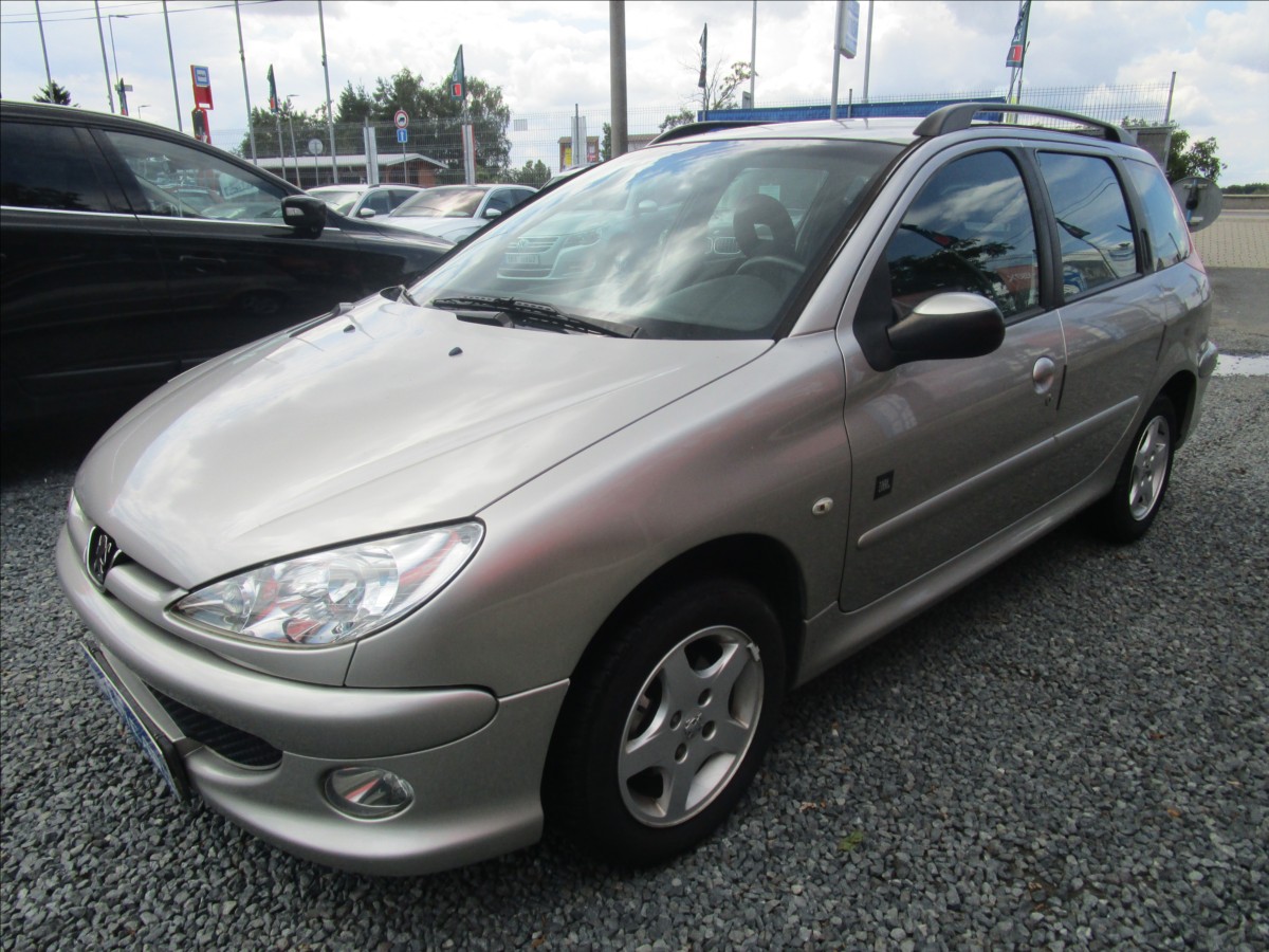 Peugeot 206