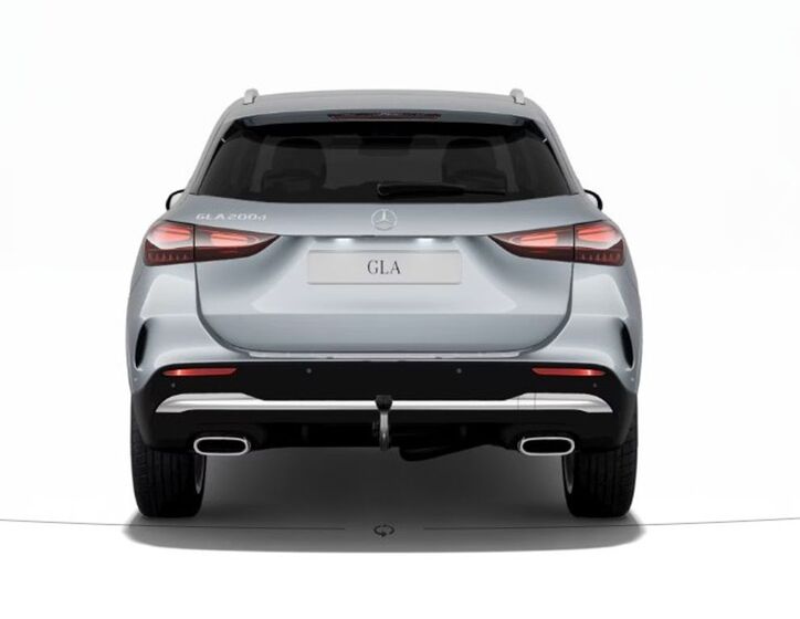 Mercedes-Benz GLA 5