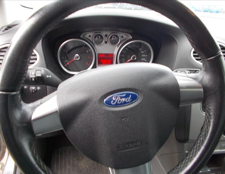 Ford Focus 21