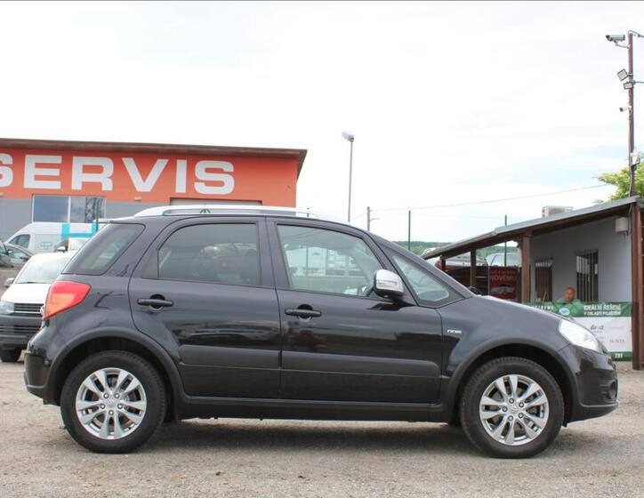 Suzuki SX4 4