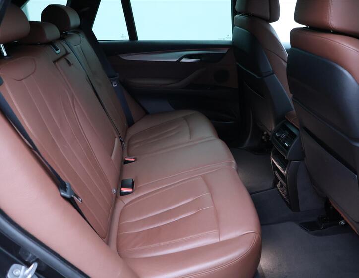 BMW X5 16