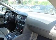 Audi Q7 14