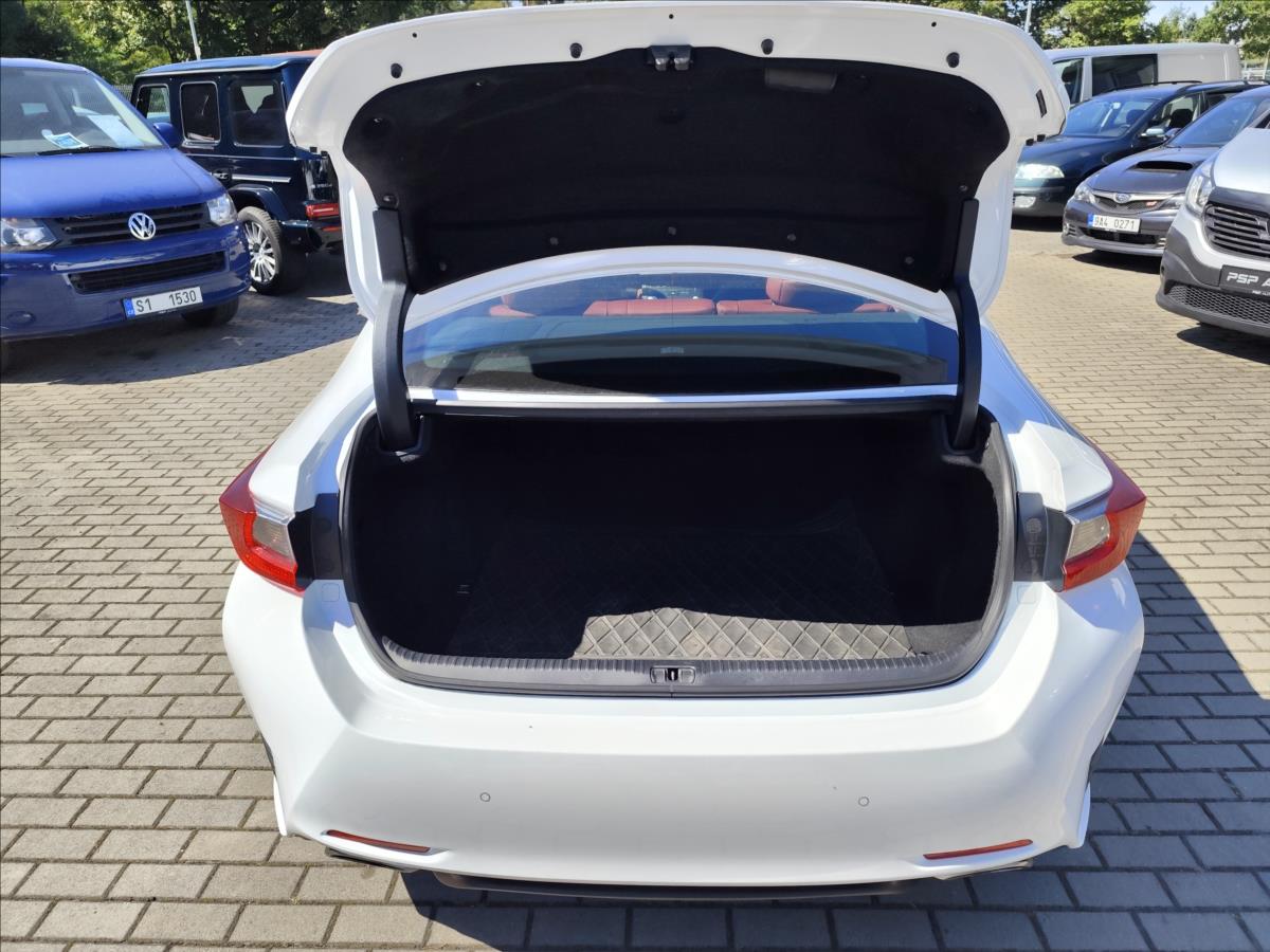 Lexus RC 300h
