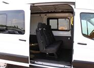 Ford Transit 8