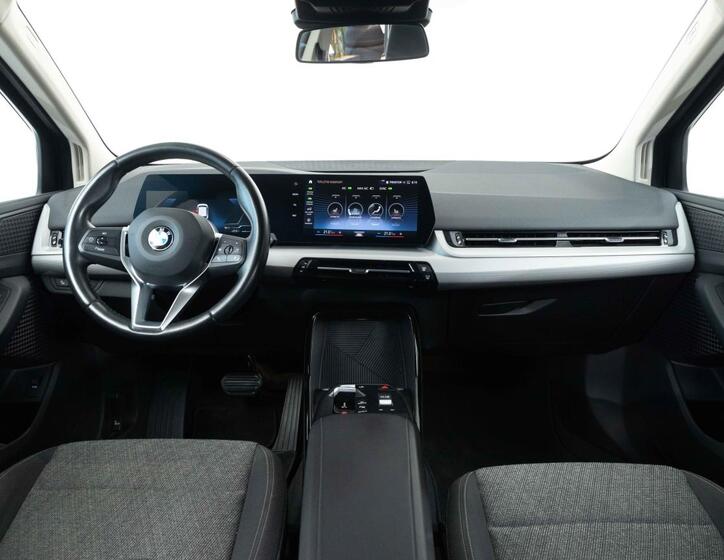 BMW Řada 2 12