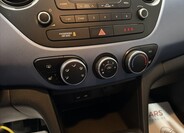 Hyundai i10 12