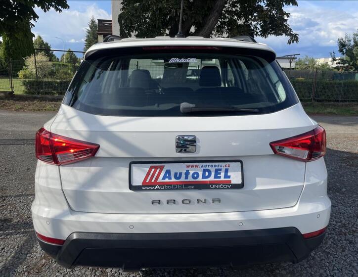 Seat Arona 5