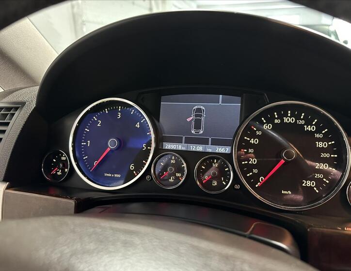 Volkswagen Touareg 10