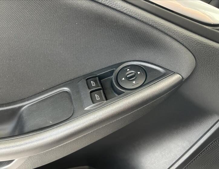 Ford Focus 10