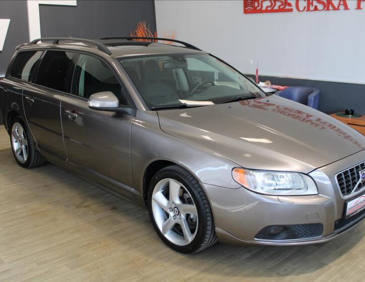 Volvo V70 4