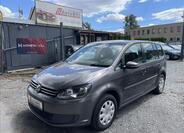 Volkswagen Touran 2
