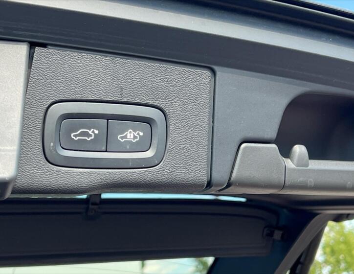 Volvo XC60 25