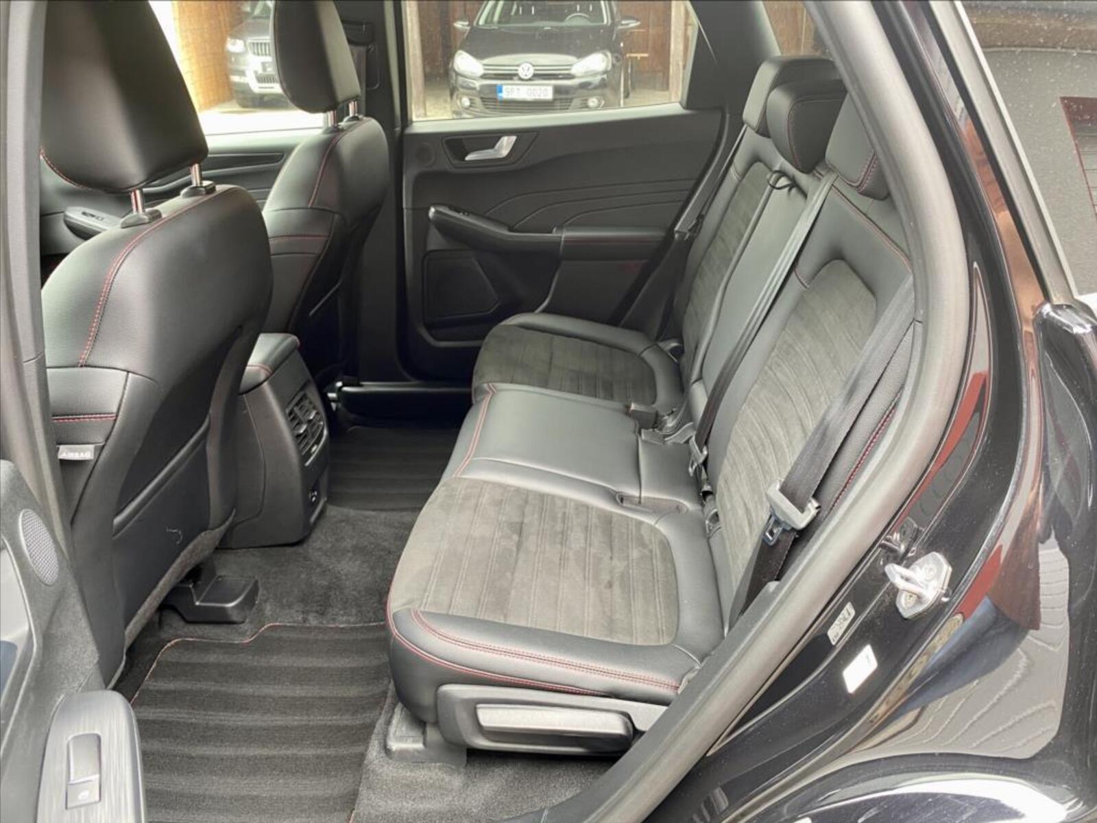 Ford Kuga 13