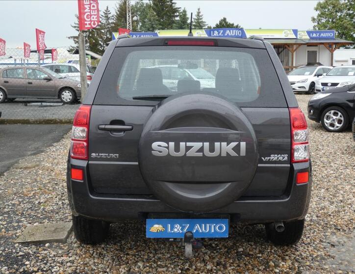 Suzuki Grand Vitara 5