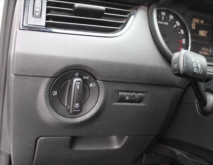 Škoda Octavia 15