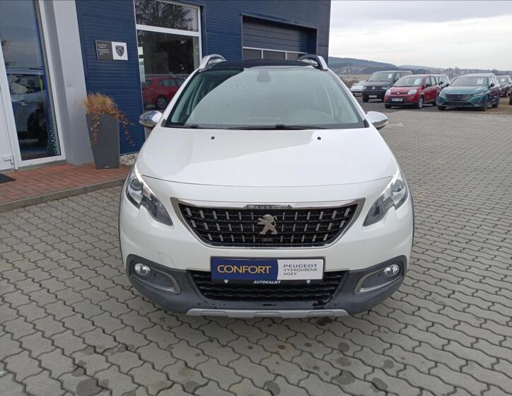 Peugeot 2008 7