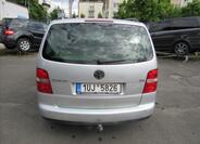 Volkswagen Touran 5