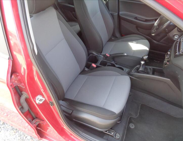 Hyundai i20 12