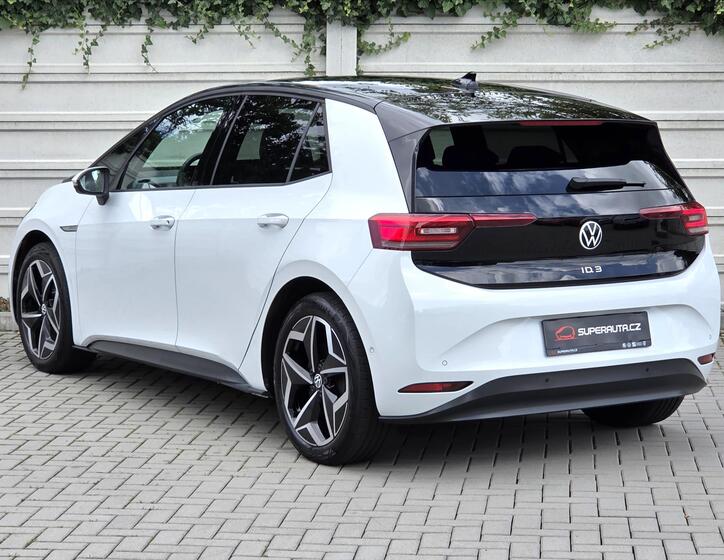 Volkswagen ID.3 4