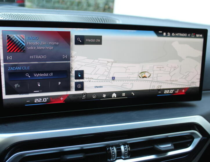 BMW i4 16