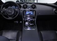 Jaguar XJ 8