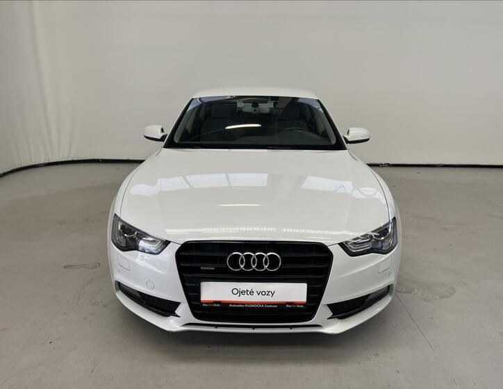 Audi A5 4