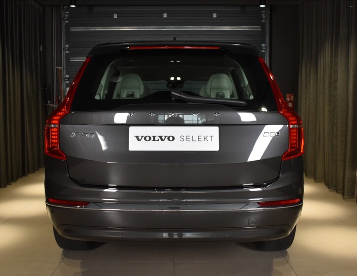 Volvo XC90 5