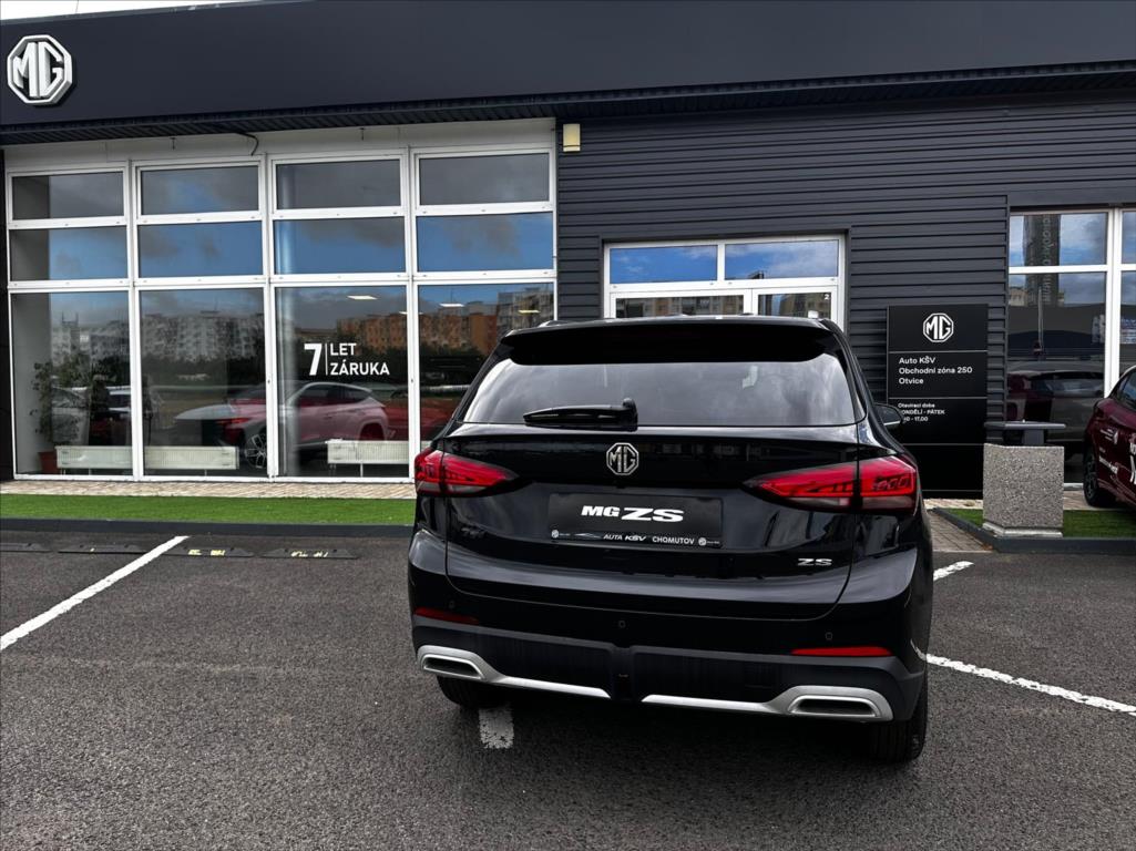 MG ZS