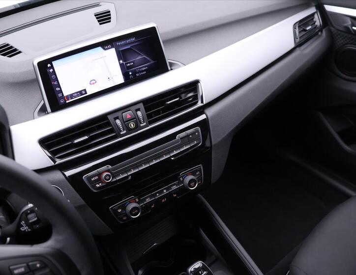 BMW X1 23