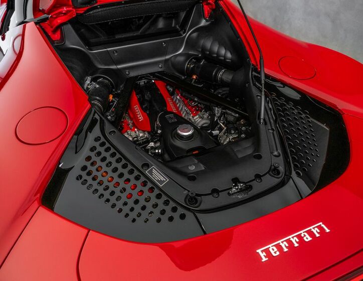 Ferrari SF90 8