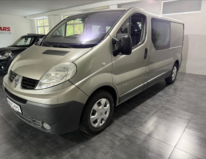 Renault Trafic 4