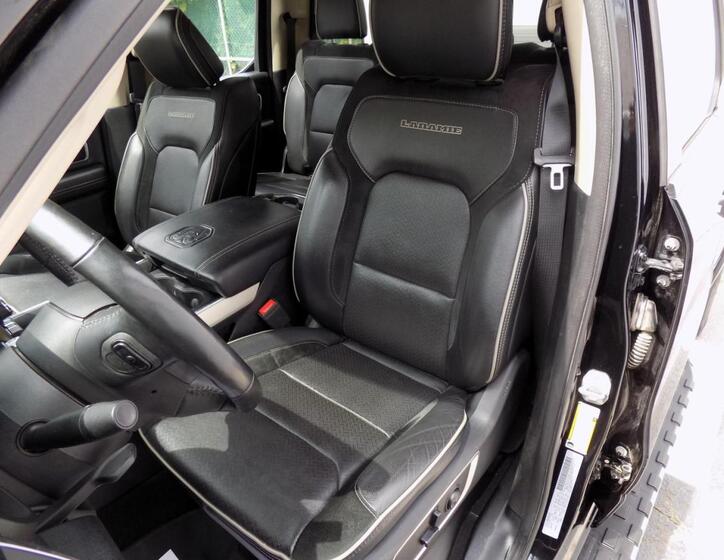Dodge RAM 1500 11