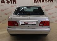 Mercedes-Benz Třídy E 5