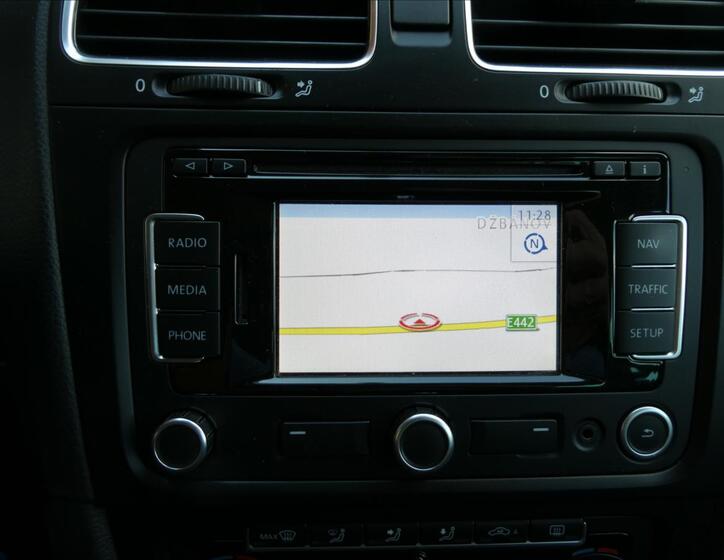 Volkswagen Golf 29