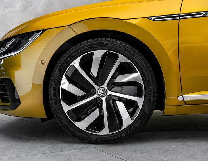 Volkswagen Arteon 8