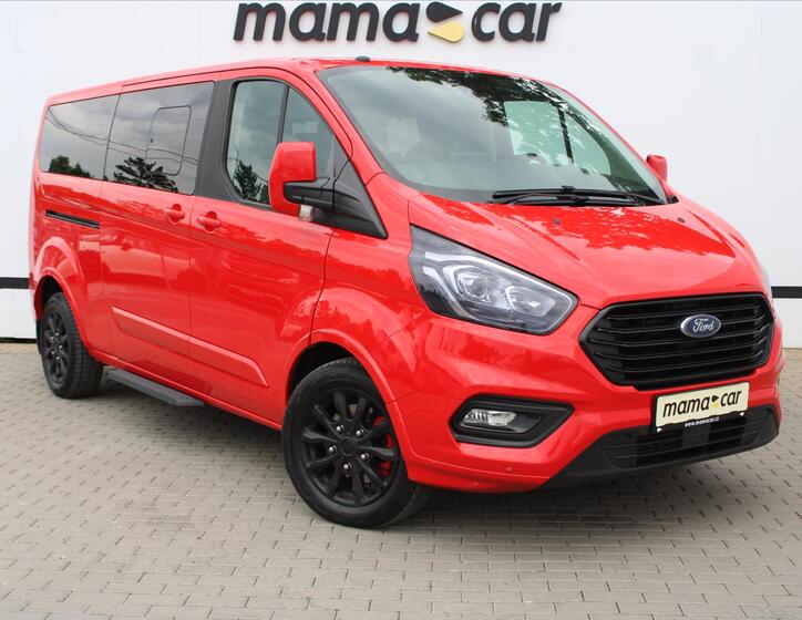 Ford Tourneo Custom 1