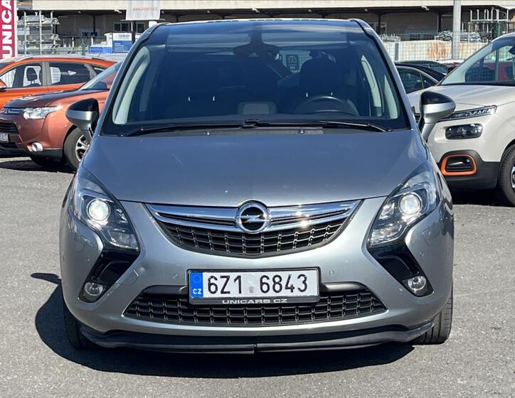 Opel Zafira 2
