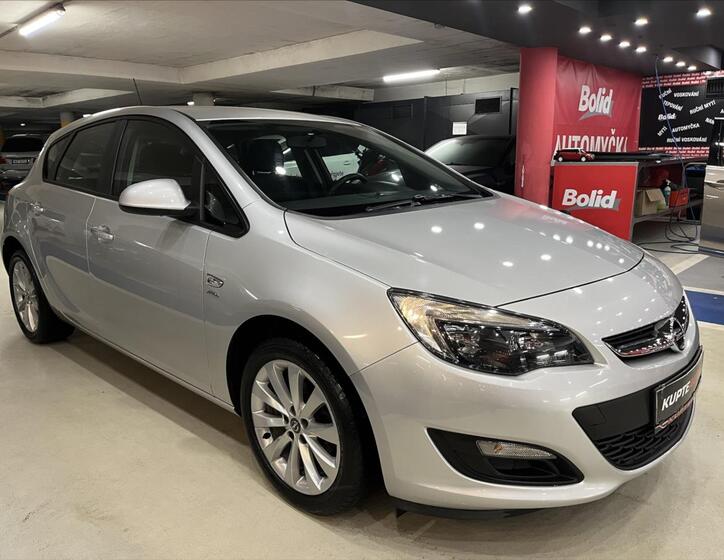 Opel Astra 2