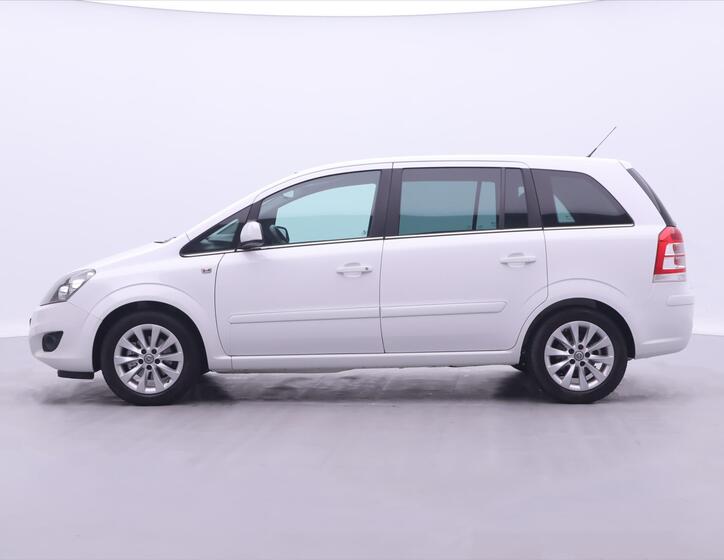 Opel Zafira 4
