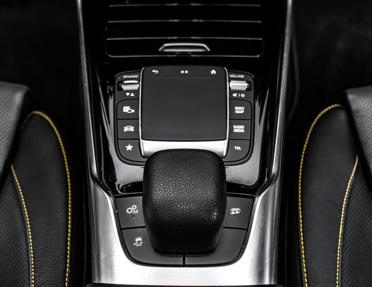Mercedes-Benz CLA 18
