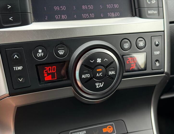 Toyota Verso 16