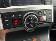 Toyota Verso 16