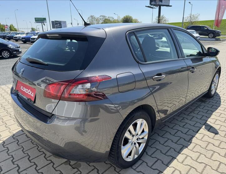 Peugeot 308 2